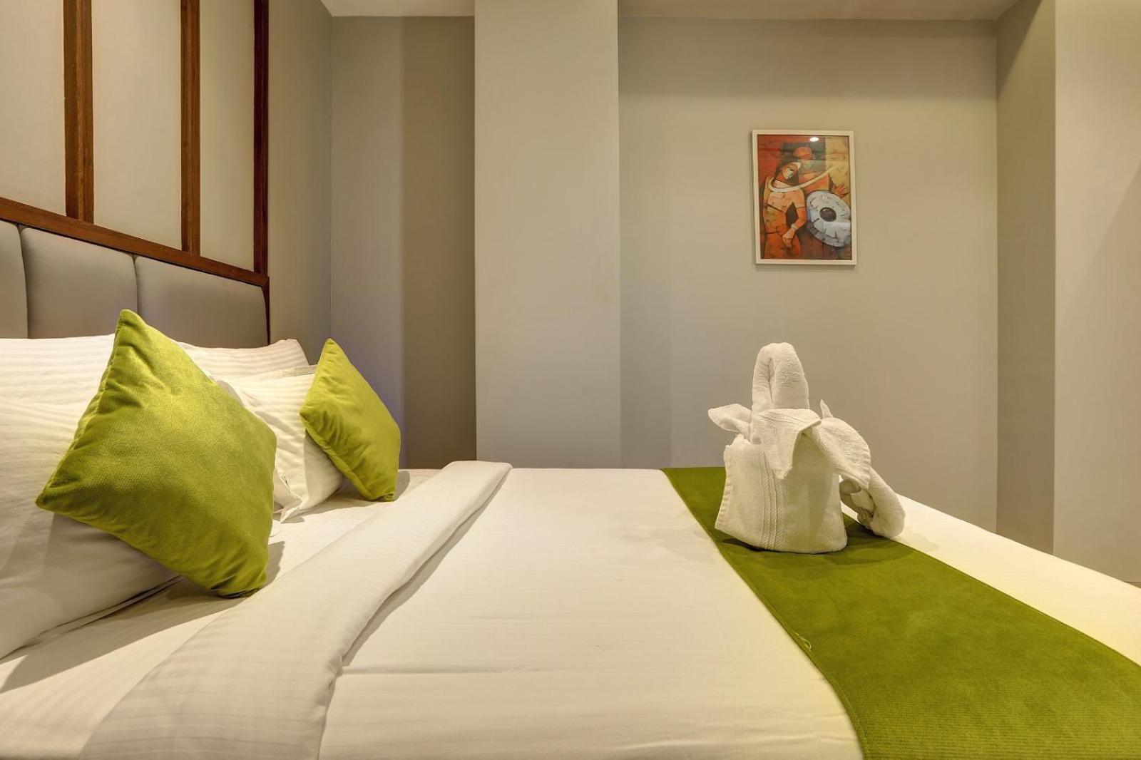 Magnus Fortune House Business Hotel , Magarpatta Mundhwa Bagian luar foto