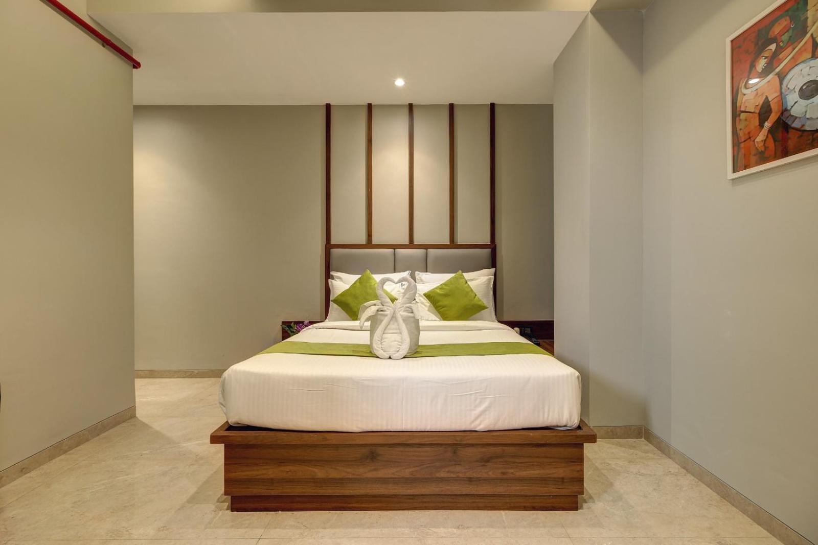 Magnus Fortune House Business Hotel , Magarpatta Mundhwa Bagian luar foto